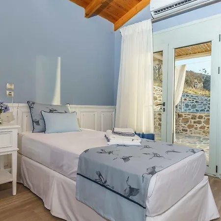 Simantiri Villa *